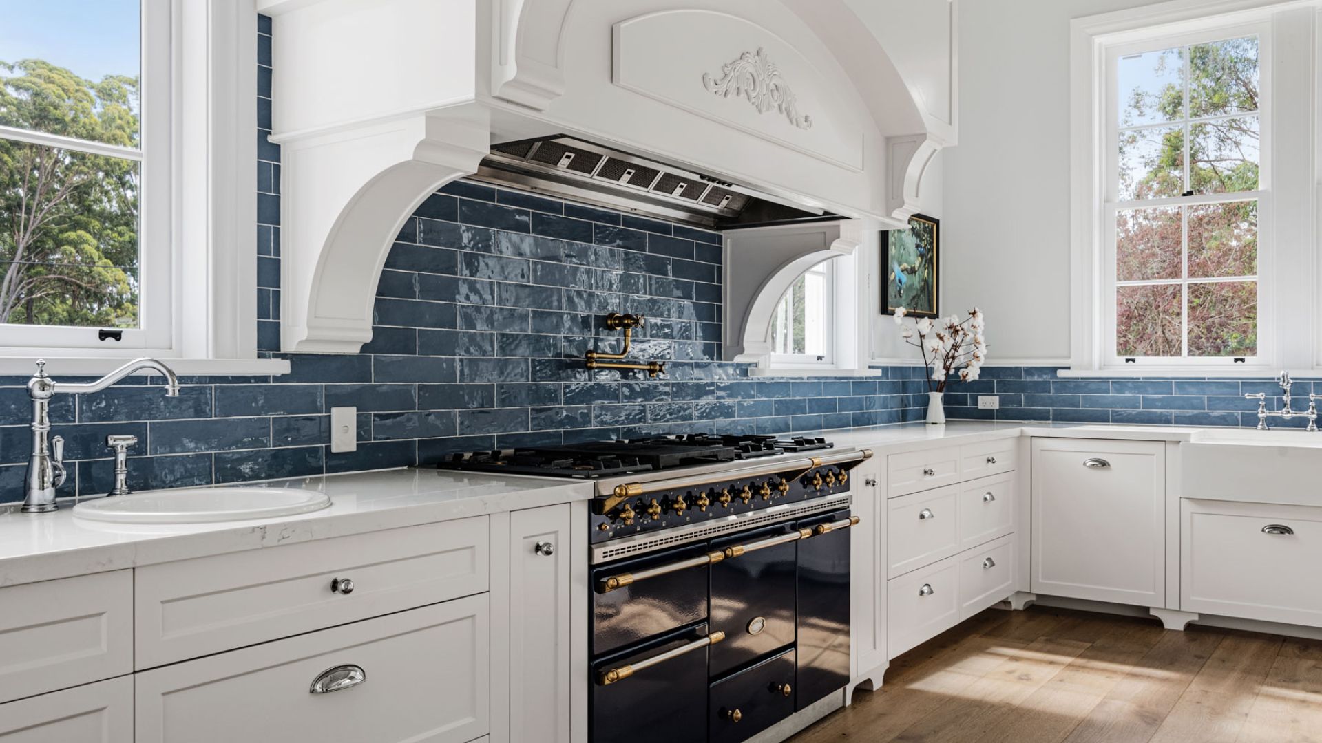 blue and white themed kitchen