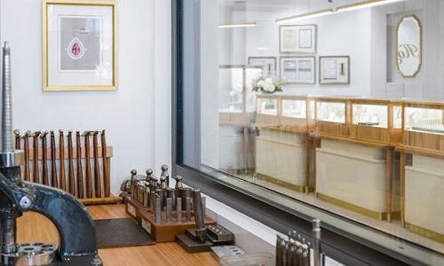 Jeweler Maker Table