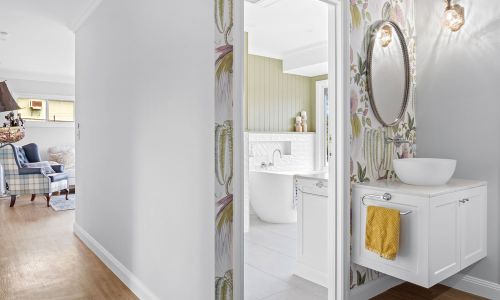 Bathroom and hallway to the living room