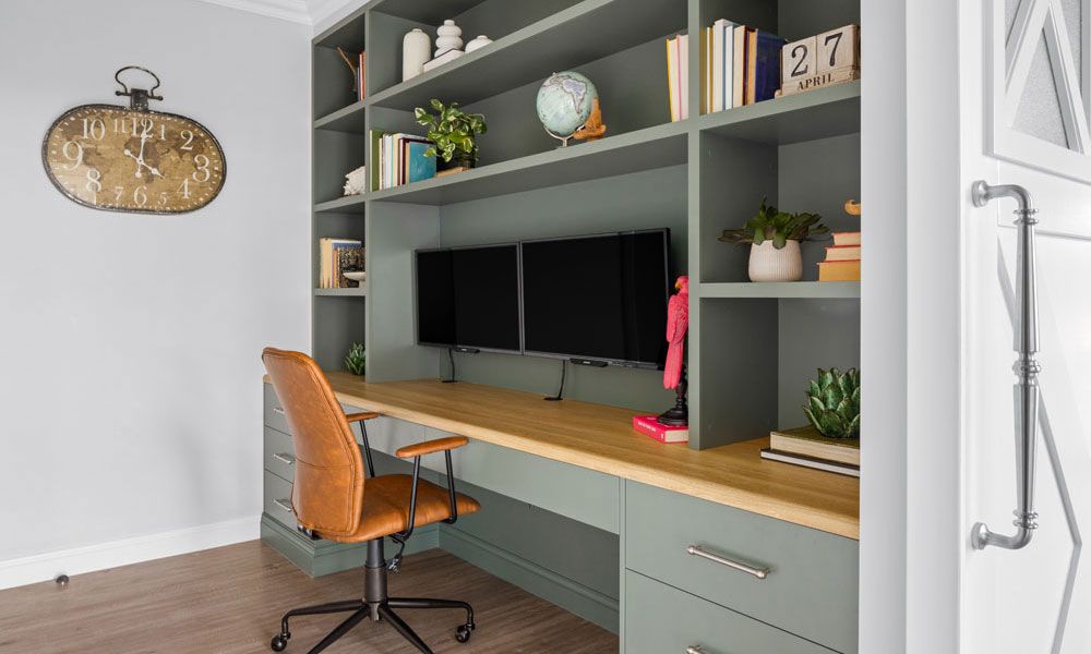 Study room with two monitors