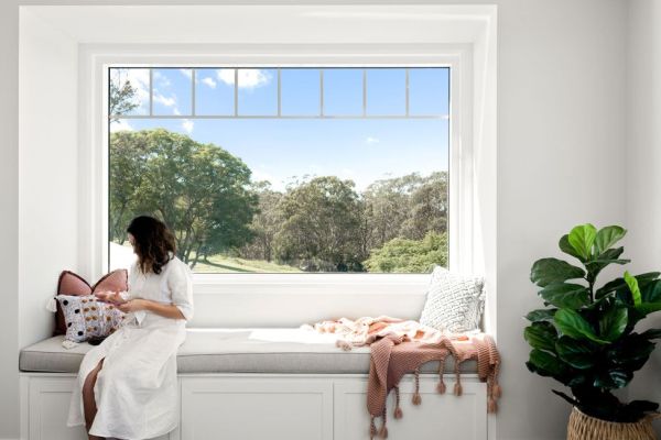 Trafalgar house master bedroom window seat