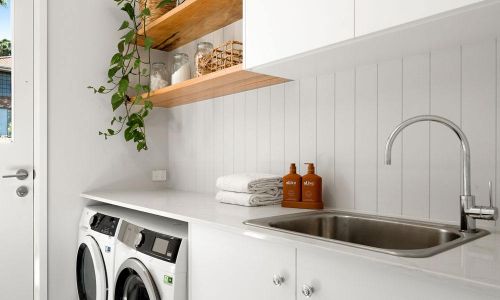 Trafalgar House laundry room