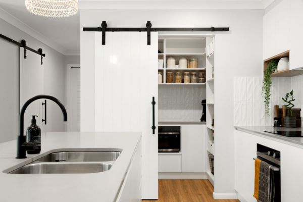 White themed kitchen