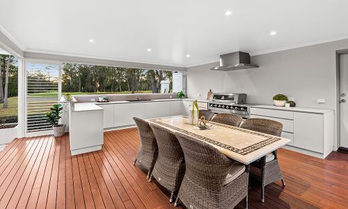 outside kitchen with grilling station