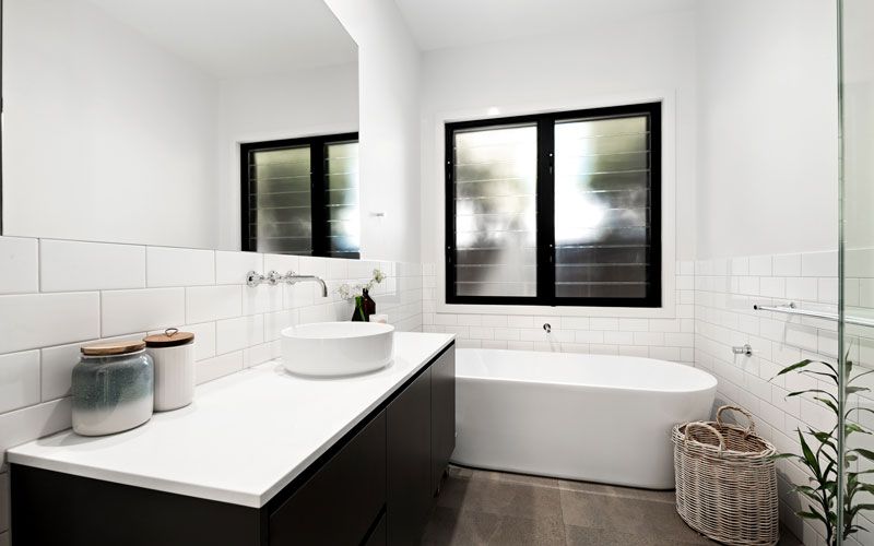 black and white bathroom themed
