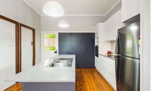 kitchen table at the center with wooden style