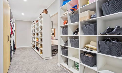 bag and shoes wardrobe