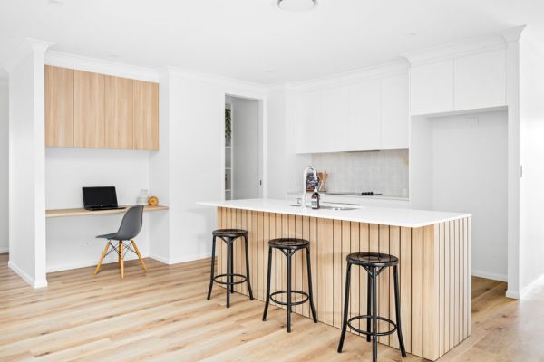Mcgrory kitchen table