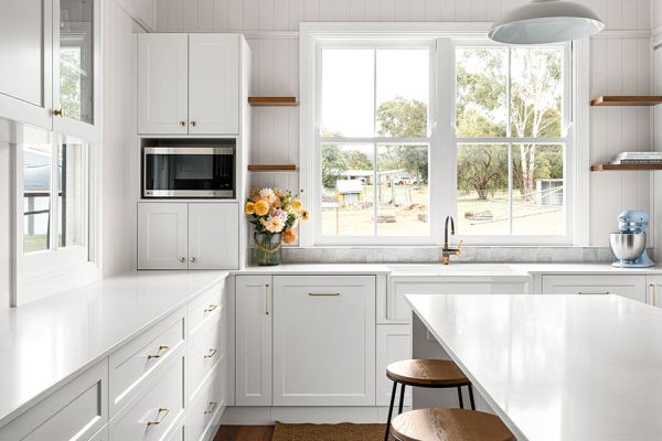 Kitchen Sink with Table