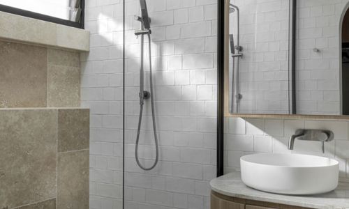 Bathroom shower