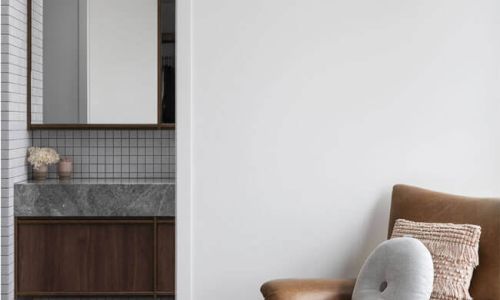 keira white room with mocha chair