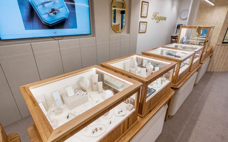 Jewelry Display Glass Full Table